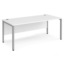 Load image into Gallery viewer, Maestro 25 straight desk 800mm depth with bench leg frame